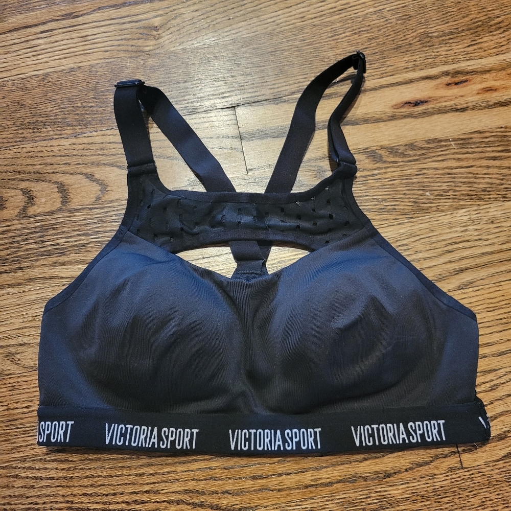 Victoria Secret Sports Bra 32B